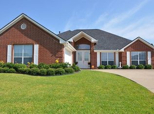 2052 Yasmeen Cir, Flint, TX 75762