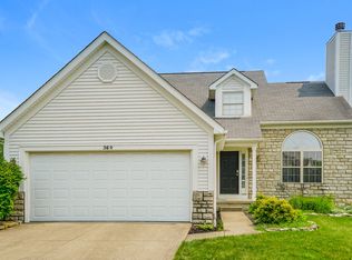 364 Cottage Grove Cir, Pataskala, OH 43062