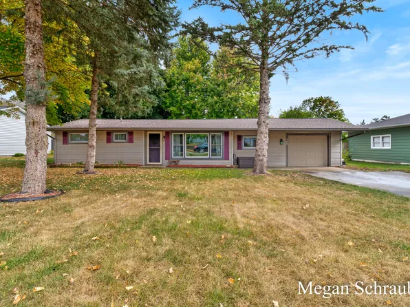 560 N West St, Portland, MI 48875
