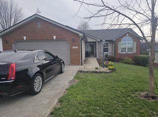 105 Forest Ridge Dr, Frankfort, KY 40601