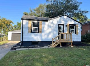 851 S 45th St, Lincoln, NE 68510