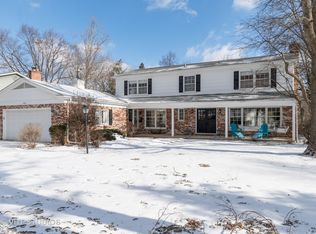 708 Dimmeydale Dr, Deerfield, IL