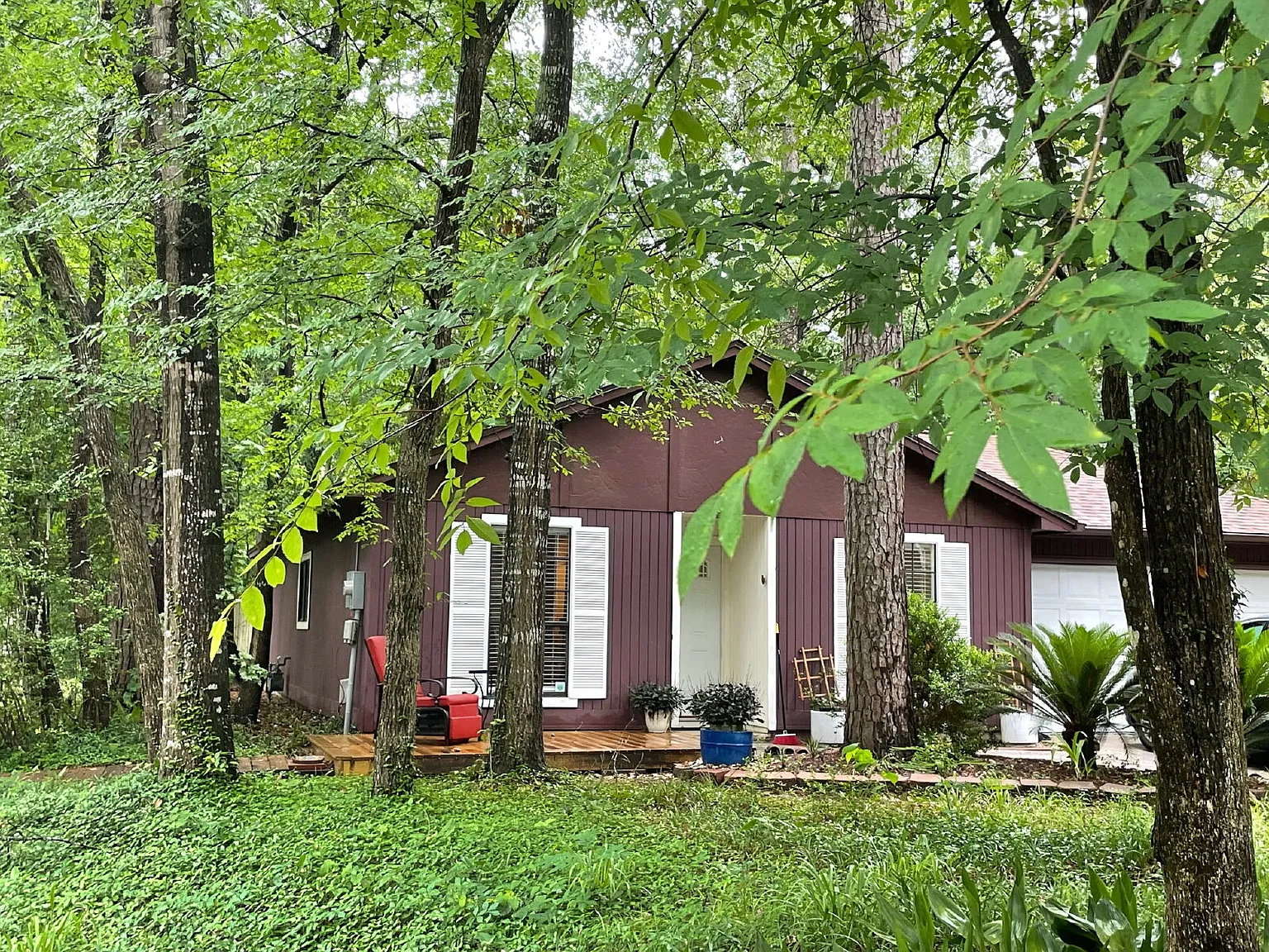 3 bed, 1.5 bath, 1038 sqft, $1,695 — Photo 2