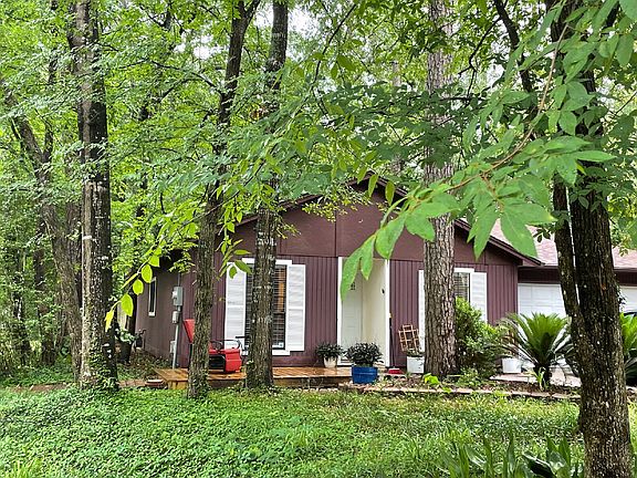 2nd image of 2614 N Red Cedar Cir