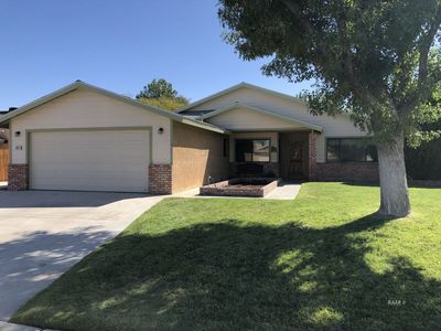 800 S Chesapeake St, Ridgecrest, CA, 93555