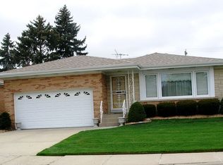 4634 N Oakview St, Chicago, IL 60656