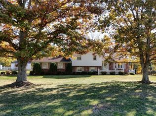 7144 Cumberland Rd SW, Bowerston, OH 44695