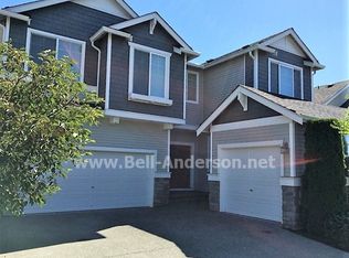 2211 165th Avenue Ct E, Lake Tapps, WA 98391