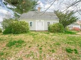1070 Liberty St, Braintree, MA 02184