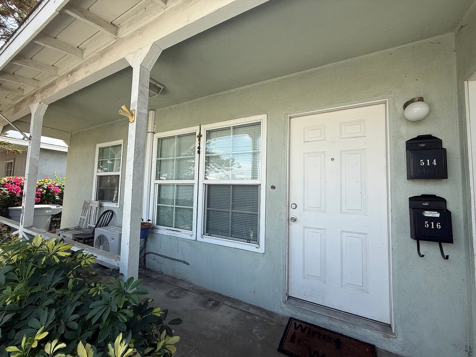 2 bed, 810 sqft, $2,200 — Photo 3