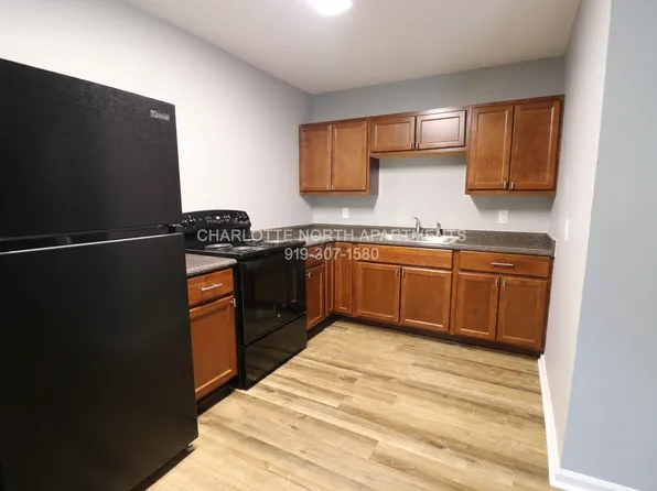 109 N 9th St, Sanford, NC 27330