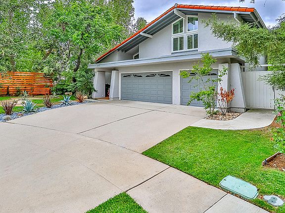 3rd image of 1295 Willowgreen Ct