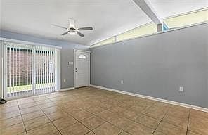 2nd image of 4811 Hickerson St