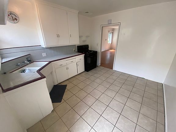 2nd image of 12737 Venice Blvd #12737
