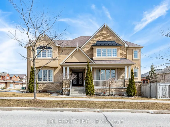 3 Mansard Dr, Richmond Hill, ON L4E 0L8
