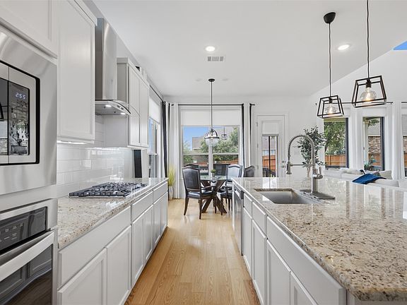 2nd image of 1106 Silent Oaks Dr