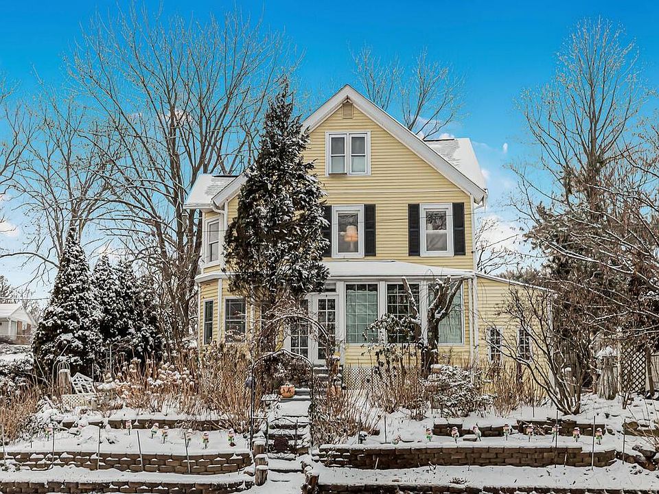 1st image of 201 Bradhurst Avenue