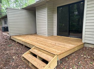 2201-A Hartsfield Rd, Tallahassee, FL 32303