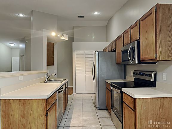 5th image of 3650 Hampton Glen Pl