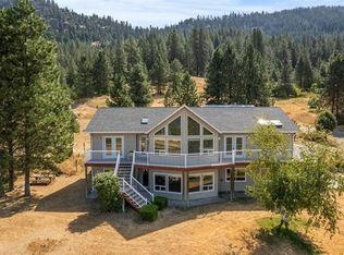 3757 Highway 25 S, Gifford, WA 99131