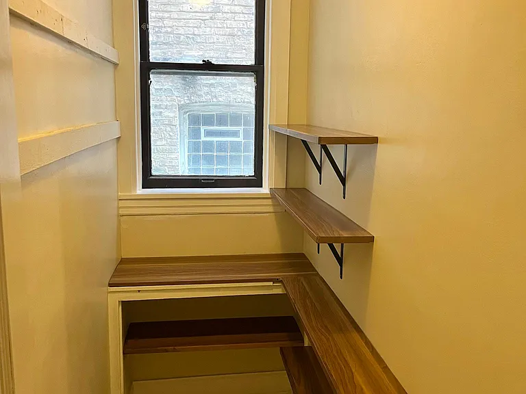 3921 N Spaulding Ave #B — Photo 10
