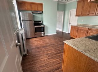 198 Regent Ave #2, Providence, RI 02908