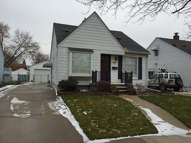 1st image of 1104 10th St