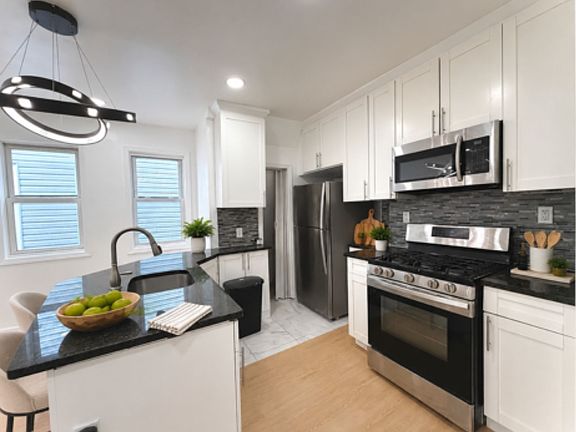 5th image of 197 S 11th St Floor 3
