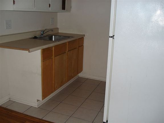 apartment photos 008