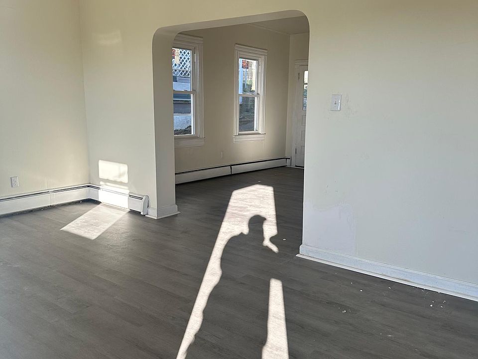 1st image of 175 Hillside Ave #1