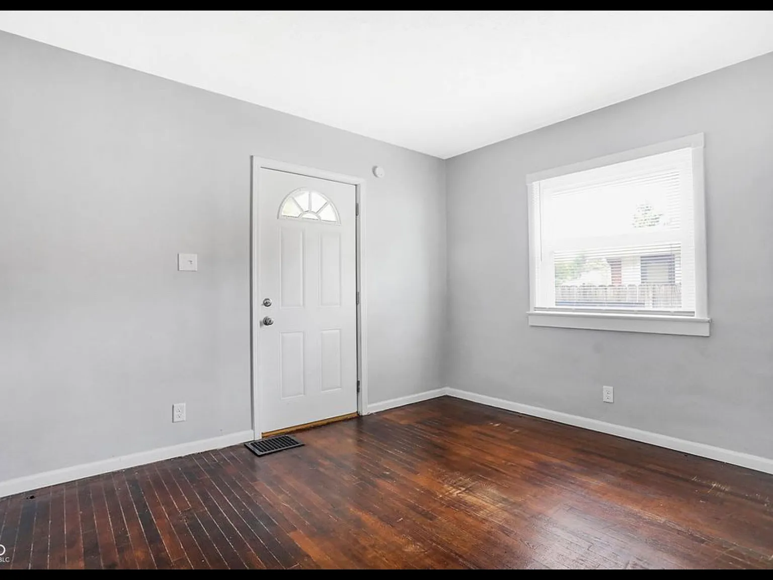 523 S Arlington Ave — Photo 3