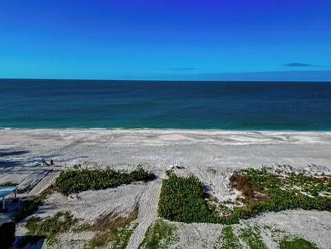 5201 Gulf Of Mexico Dr