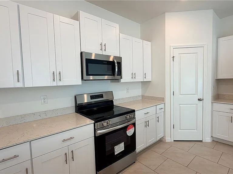 4007 San Clemente Ct — Photo 5