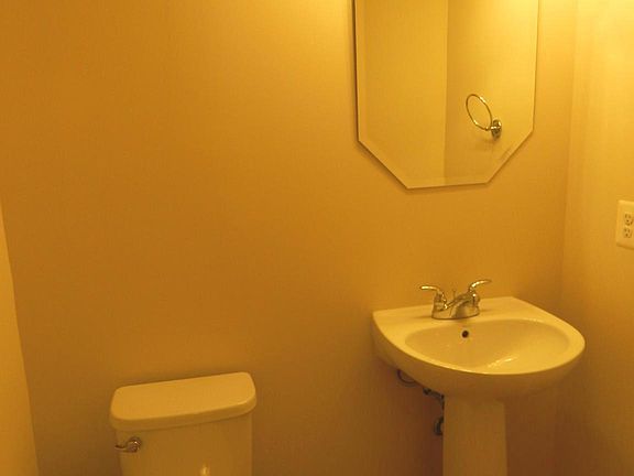 5th image of 930 Pete Jones Way