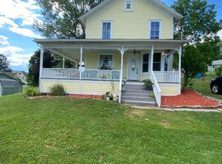 37 East St, Wyalusing, PA 18853