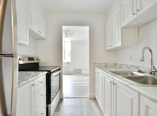 2 Grove St E #41, Barrie, ON L4M 2N5