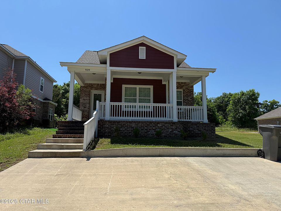 1st image of 939 Muirfield Dr