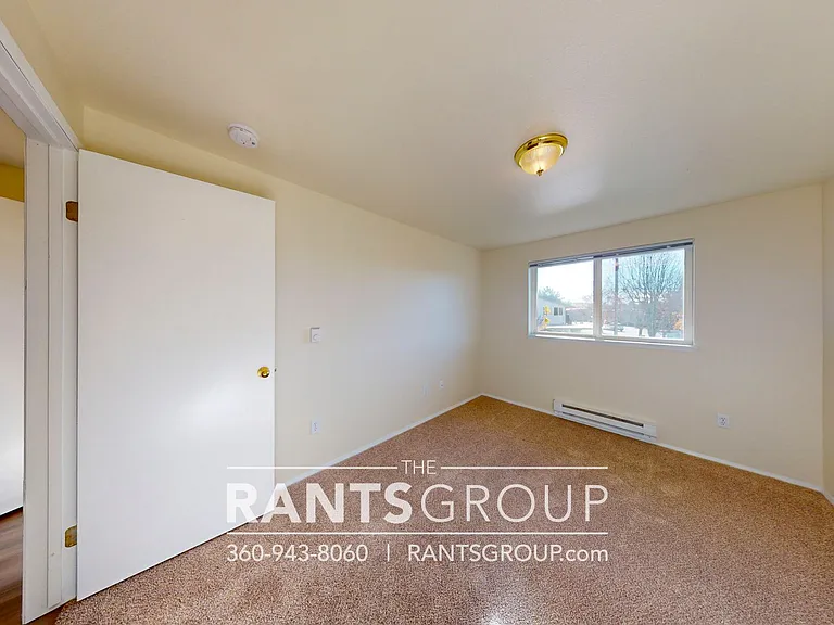 Yelm Creek Apartments — Photo 46