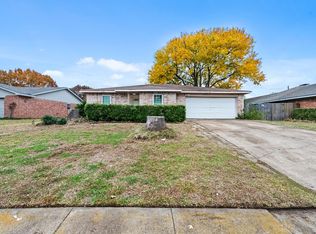 1825 Bette Dr, Mesquite, TX 75149