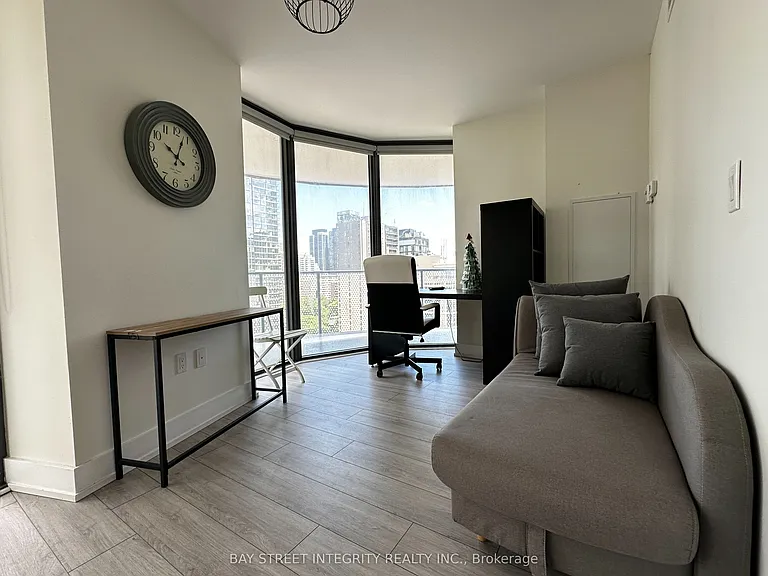 11 Wellesley St W #1111 — Photo 9