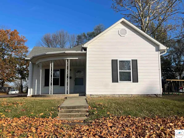 1301 E 4th St, Sedalia, MO 65301