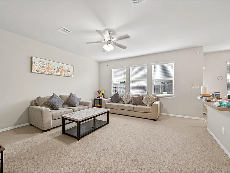 14206 Singing Oaks Trl — Photo 5