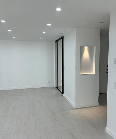 10747 Wilshire Blvd #1206 — Photo 2