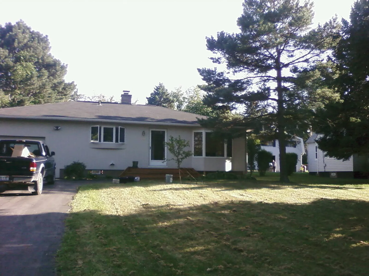 744 Mariday Dr photo 1