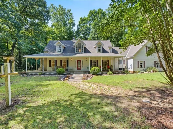 18517 Shady Pine Ln, Windsor, VA 23487