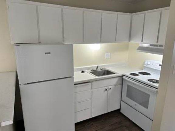 2nd image of 4130 11th Ave NE #2008