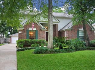 15 Windledge Pl, Spring, TX 77381