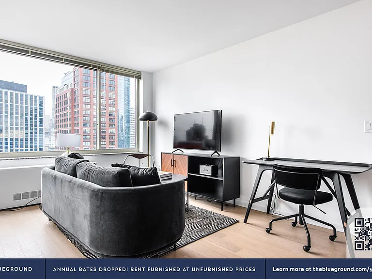 400 Chambers St #21B — Photo 2