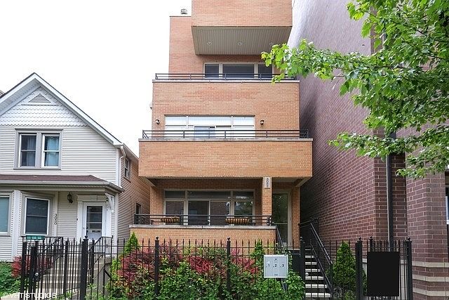 3052 N Oakley Ave #1E, Chicago, IL 60618 | Zillow