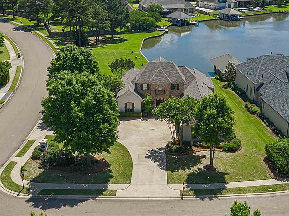 4th image of 147 Northlake Dr
